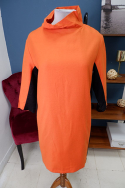 Платье Vassa&Co яркое 48-50 размер