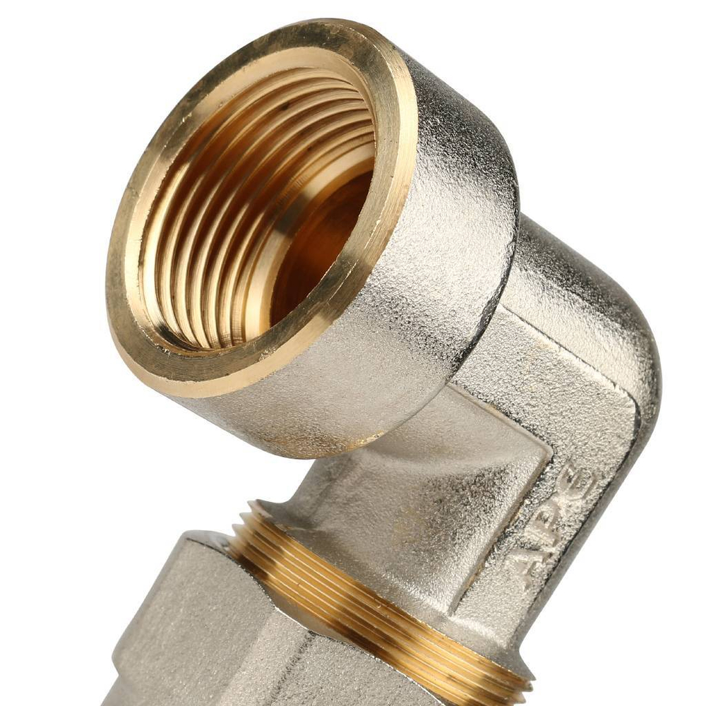 Угольник-переходник с внутренней резьбой  1"x32