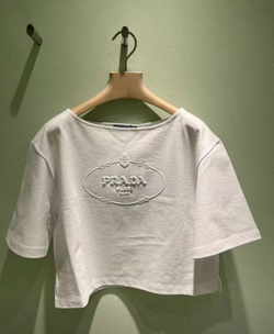 Футболка Prada