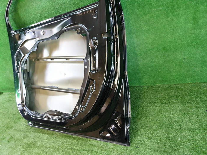 Дверь передняя правая Kia Carnival 4 (2020-н.в.)