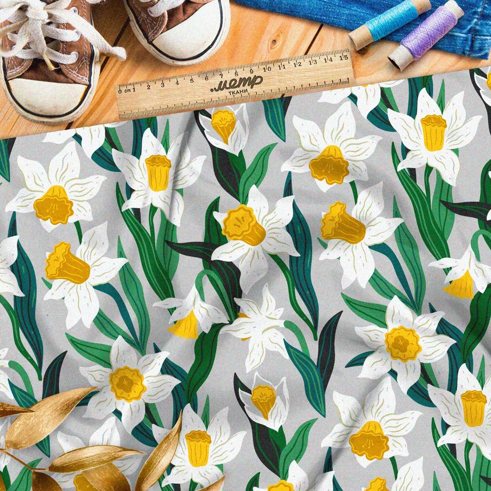 Ткань интерлок крупные белые нарциссы на сером фоне