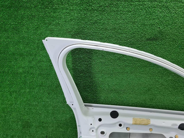 Дверь передняя левая Jaguar XE (2015-н.в.)