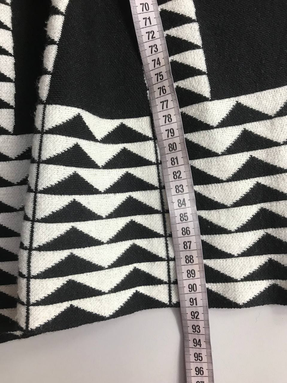 Платье Alaia теплое, маркировка М, визуально на 46 размер