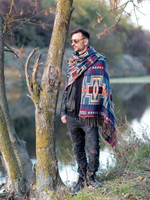 Палантин теплый с орнаментом Навахо