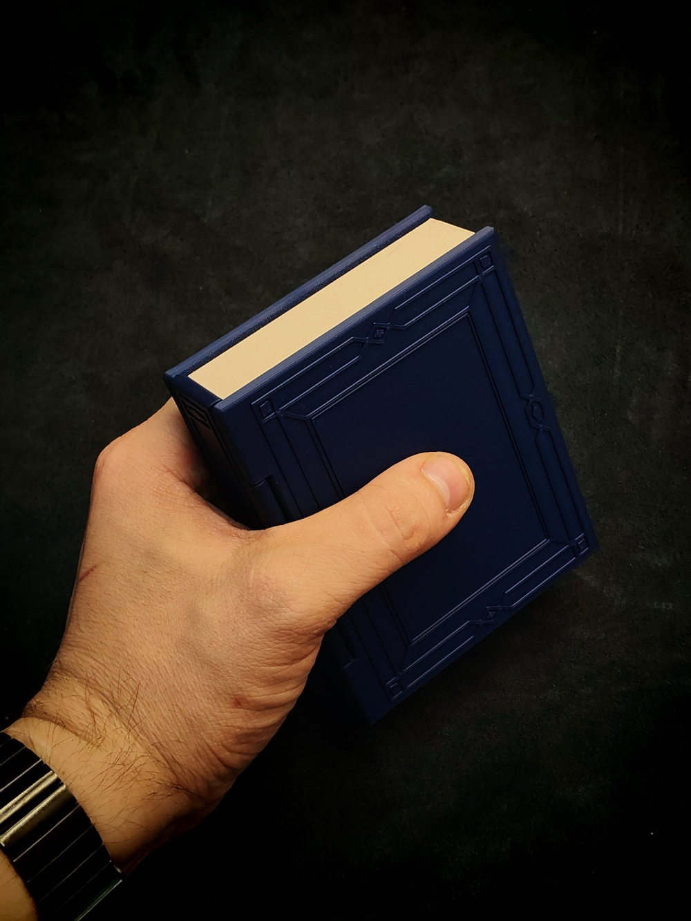 Шкатулка-Книга. Пластик