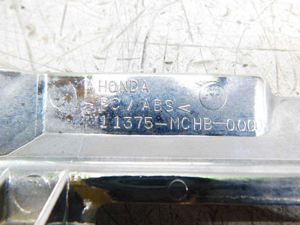 Накладка декоративная Honda VTX1800 SC46 11375-MCHB-0000