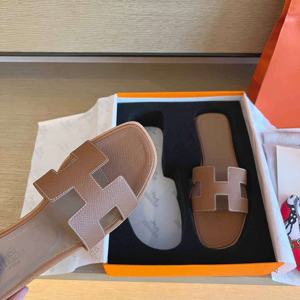 Hermes Oran Sandal