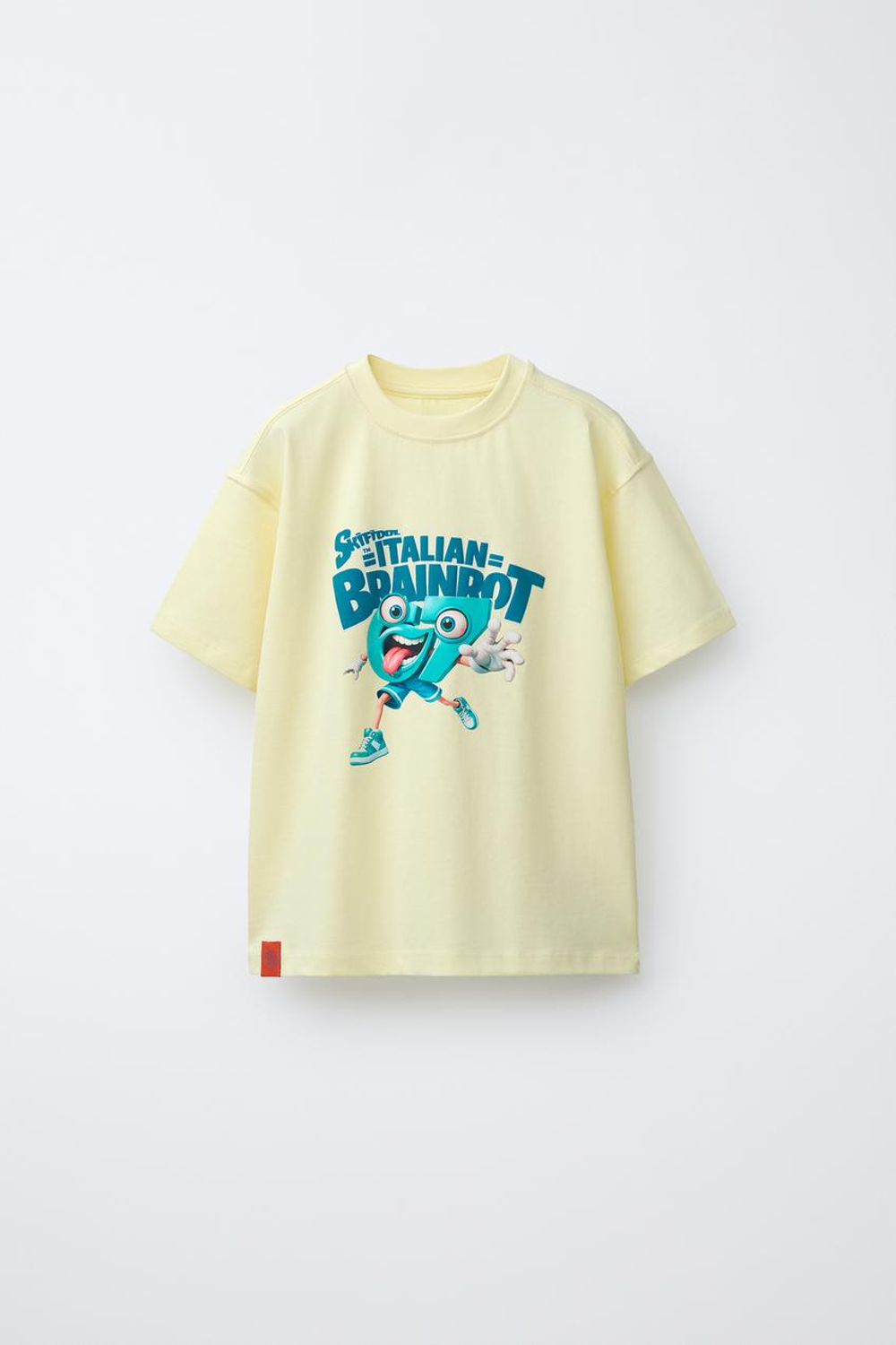 ZARA ФУТБОЛКА С ПРИНТОМ SIX SEVEN SKIFIDOL ITALIAN BRAINROT™, ВАНИЛЬНО-ЧЕРНЫЙ