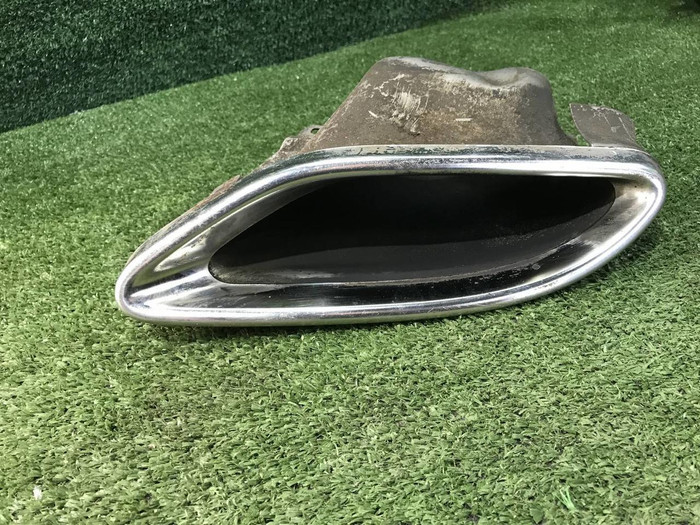 Насадка глушителя левая Mercedes CLA w117 (2016-2019)