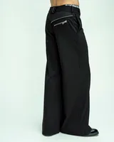 Черные брюки 