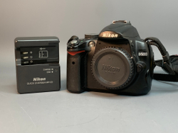 Nikon D5000 Body 35.000 кадров