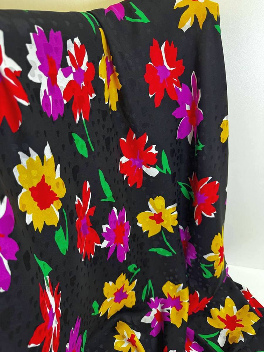 Плательная шелк принт цветы красные, желтые на черном, жаккард сердечко