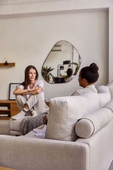 Abilen Полка из шпона дуба и белого лака 80 x 15 см