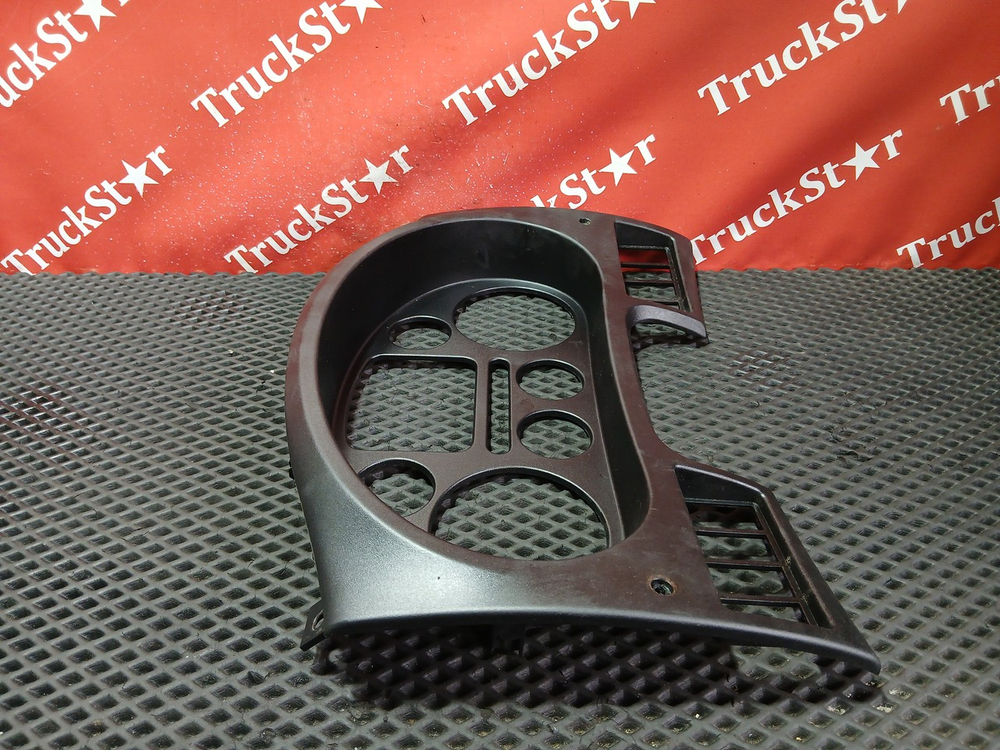 Накладка панели приборов 2017г.