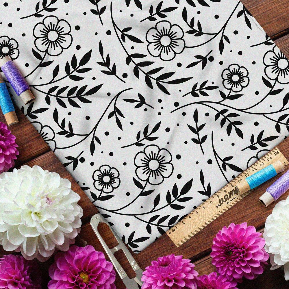 Ткань лён чёрные цветы на бежевом фоне