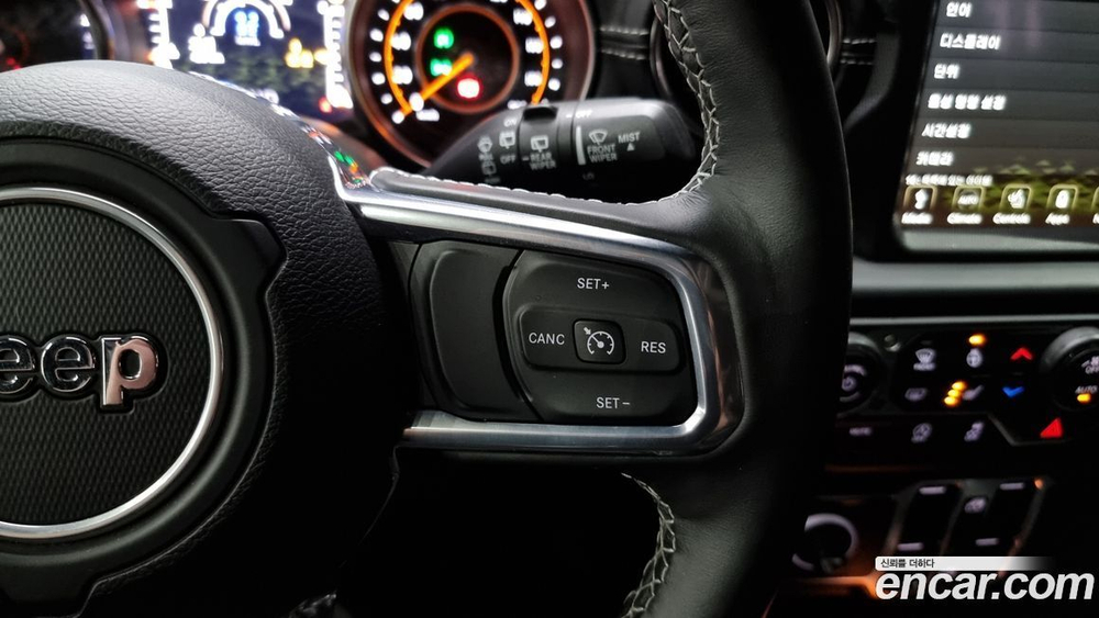 Jeep Wrangler (JL) 2.0 Overland Power Top 4 даери (10.2022)