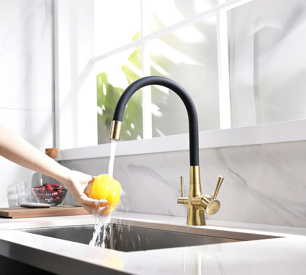 Смеситель для кухни Lemark Comfort LM3075B Бронза Черный
