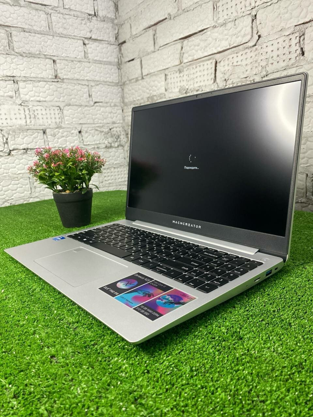 Ноутбук 15.6" Machcreator Genesis N15 i5-12450H/16ГБ/512ГБ/VGA int/Win 11 Pro, Cеребристый