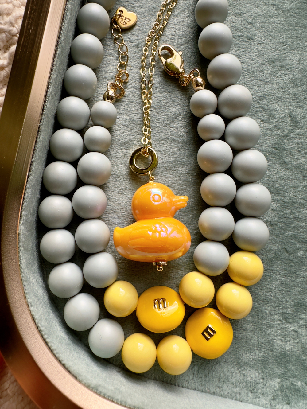 Ожерелье m&m