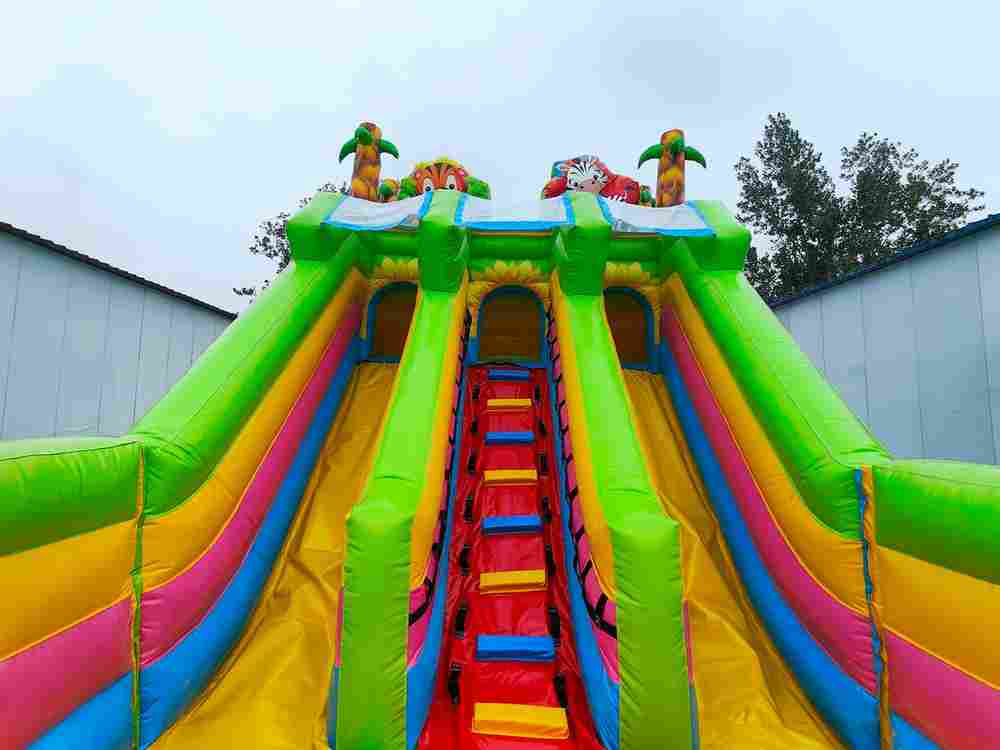 Коммерческий надувной батут «Звериная команда 3», 8*4*5 м