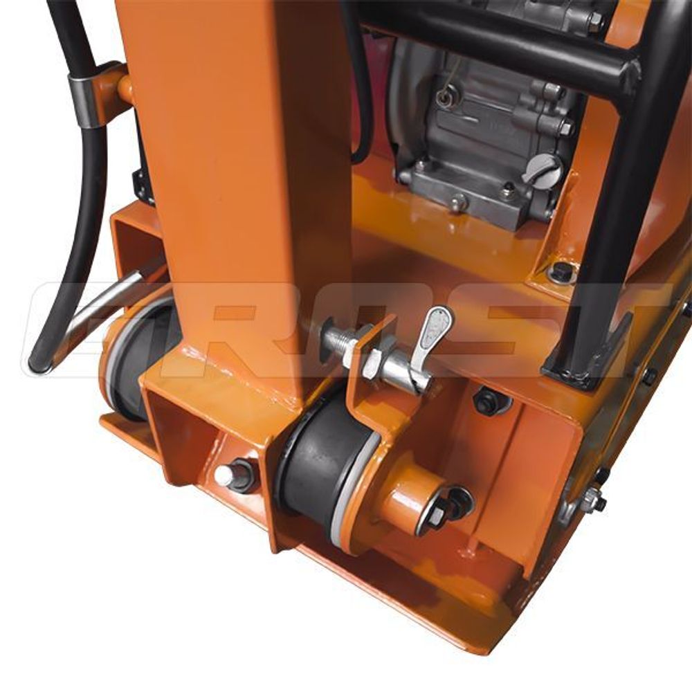 Виброплита реверсивная GROST VH 160R бензиновая - [145 кг / 30 кН / Honda GX160] ручной пуск