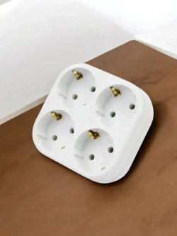 Разветвитель четверник сетевой с заземлением 16А, белый