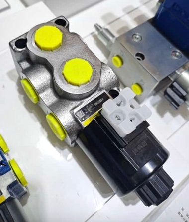 JYT-MH10WE10/CG12IN9Z5L - Дивертор электрический, 12В, 140 л/мин, G3/4"