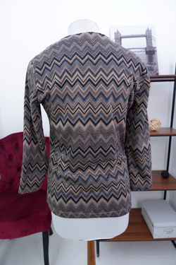 Джемпер Savage в лаконичном стиле , маркировка 50, на 48 размер