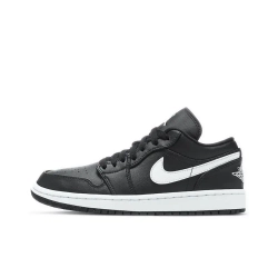 Женские кроссовки Air Jordan 1 Low 'Black' AO9944-001