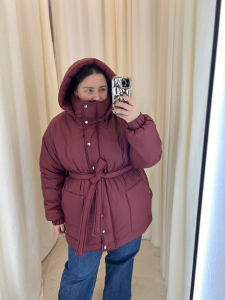 Зимняя куртка с капюшоном Бордо
