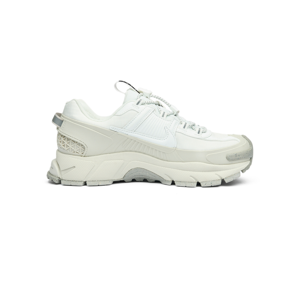 Кроссовки Nike Zoom Vomero Roam "Summit White"