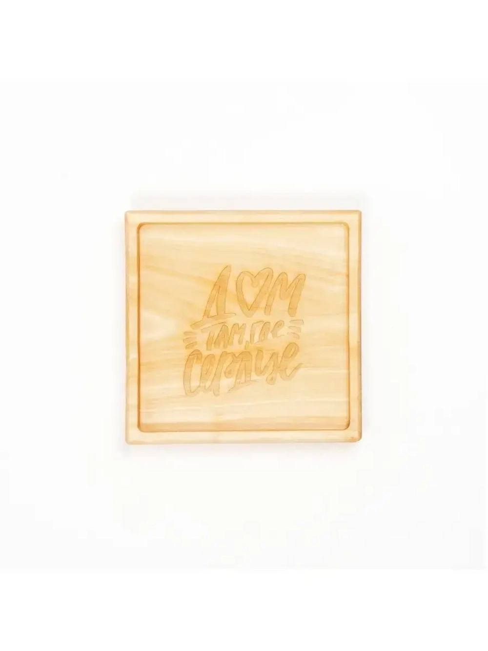 Менажница с гравировкой из кедра