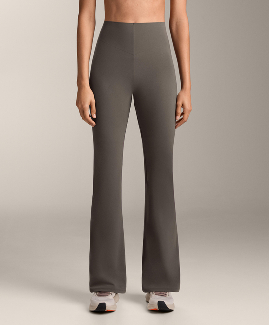 OYSHO Компрессионные брюки клеш Flare Compressive Raise Up, угольный