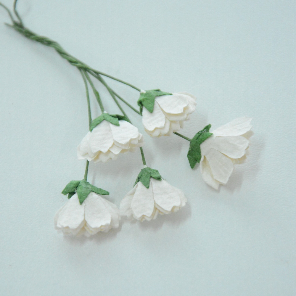 Гвоздика плоская 1,5 см, цвет в ассортименте