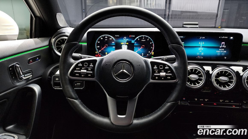 Mercedes-Benz A-Class W177 A220 Hatchback (02.2021)