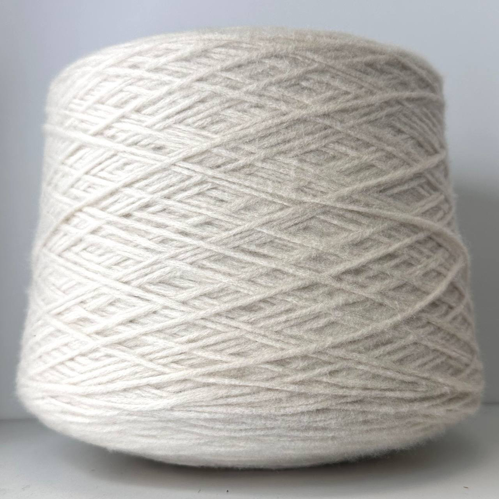 FIRST WOOL - Pecci Filati; 78% меринос, 22% п/а; 220м/100гр; col. 32701, цвет: светло-бежевый; S504