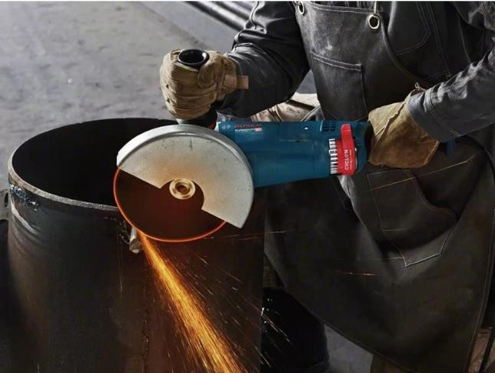Угловая шлифмашина сетевая BOSCH GWS 24-230 JZ 06018C3300