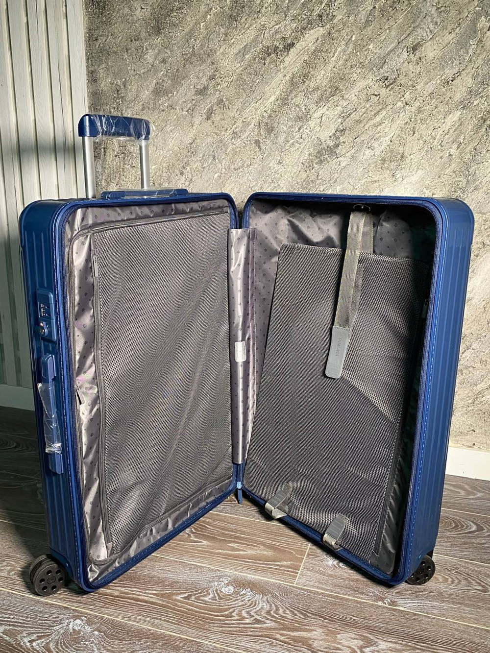 Чемодан Rimowa