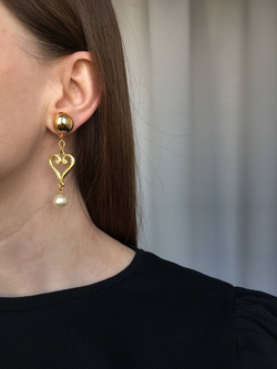 Клипсы с подвесками Moschino