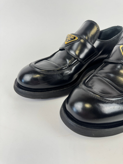Лоферы Prada