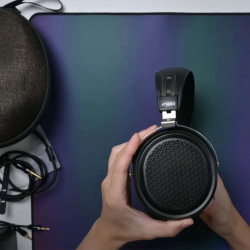 Наушники полноразмерные Fiio ft1 pro