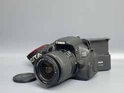 Canon 650D kit 18-55mm 14300 кадров