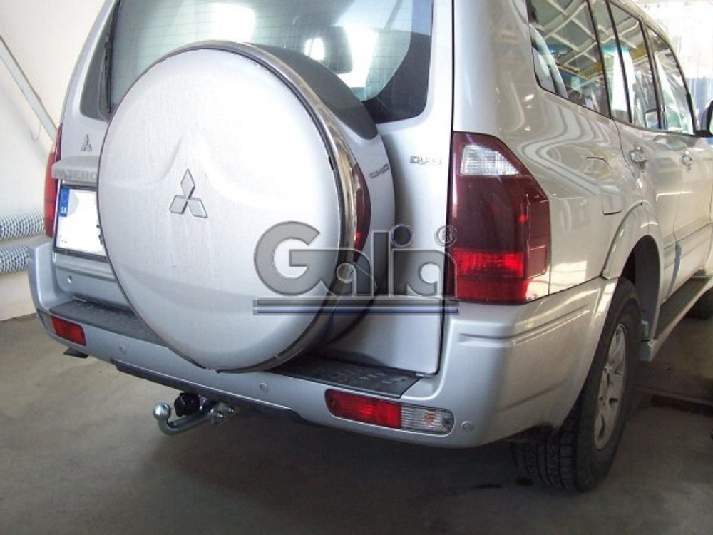 Фаркоп оцинкованный Galia M082A для Mitsubishi Pajero IV 2007-, Pajero III 2000-2007(паспорт и сертификат в комплекте)(без электрики)