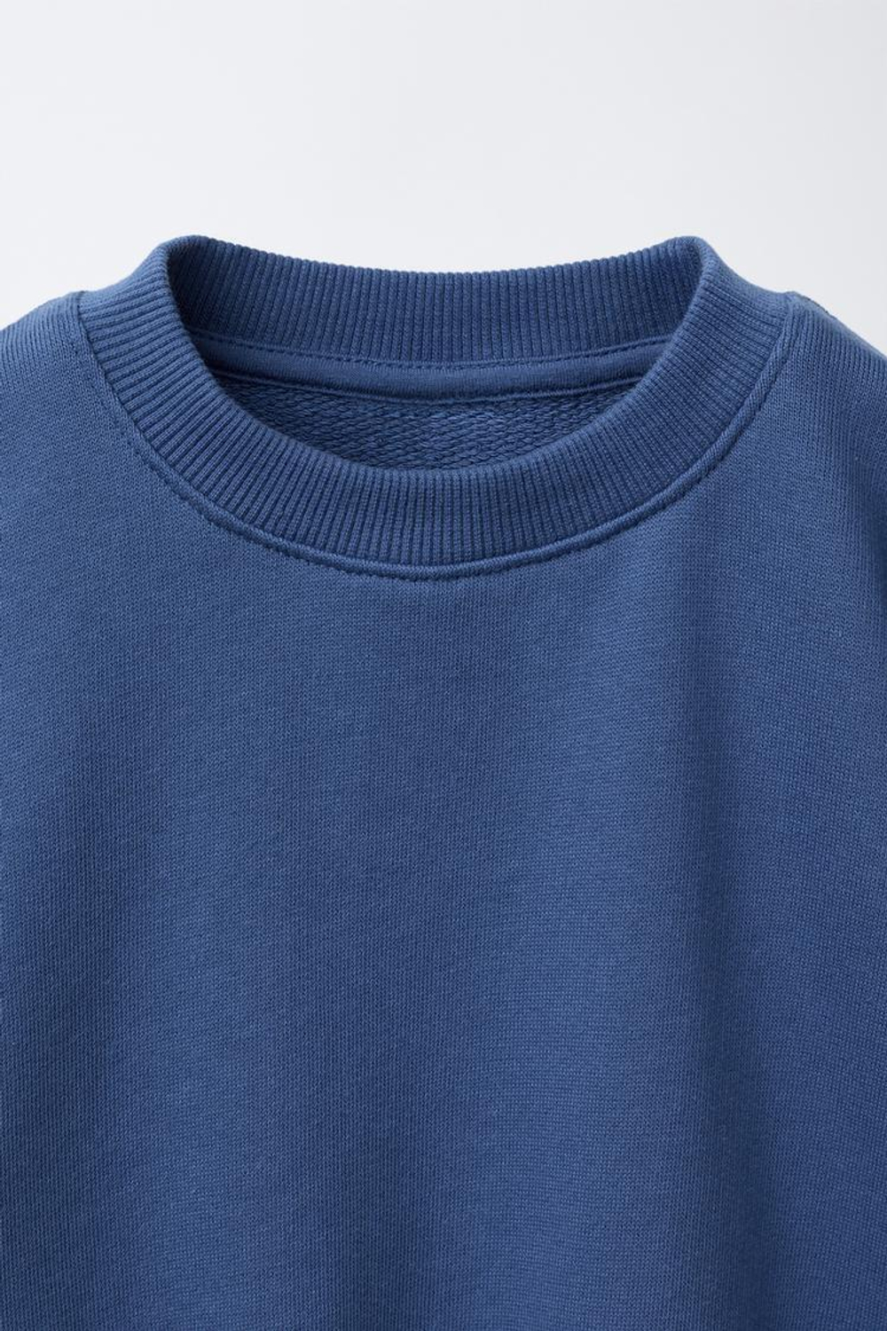 ZARA КОМПЛЕКТ ИЗ ТОЛСТОВКИ И БРЮК-ДЖОГГЕРОВ С ЭТИКЕТКОЙ, ЯРКО-СИНИЙ