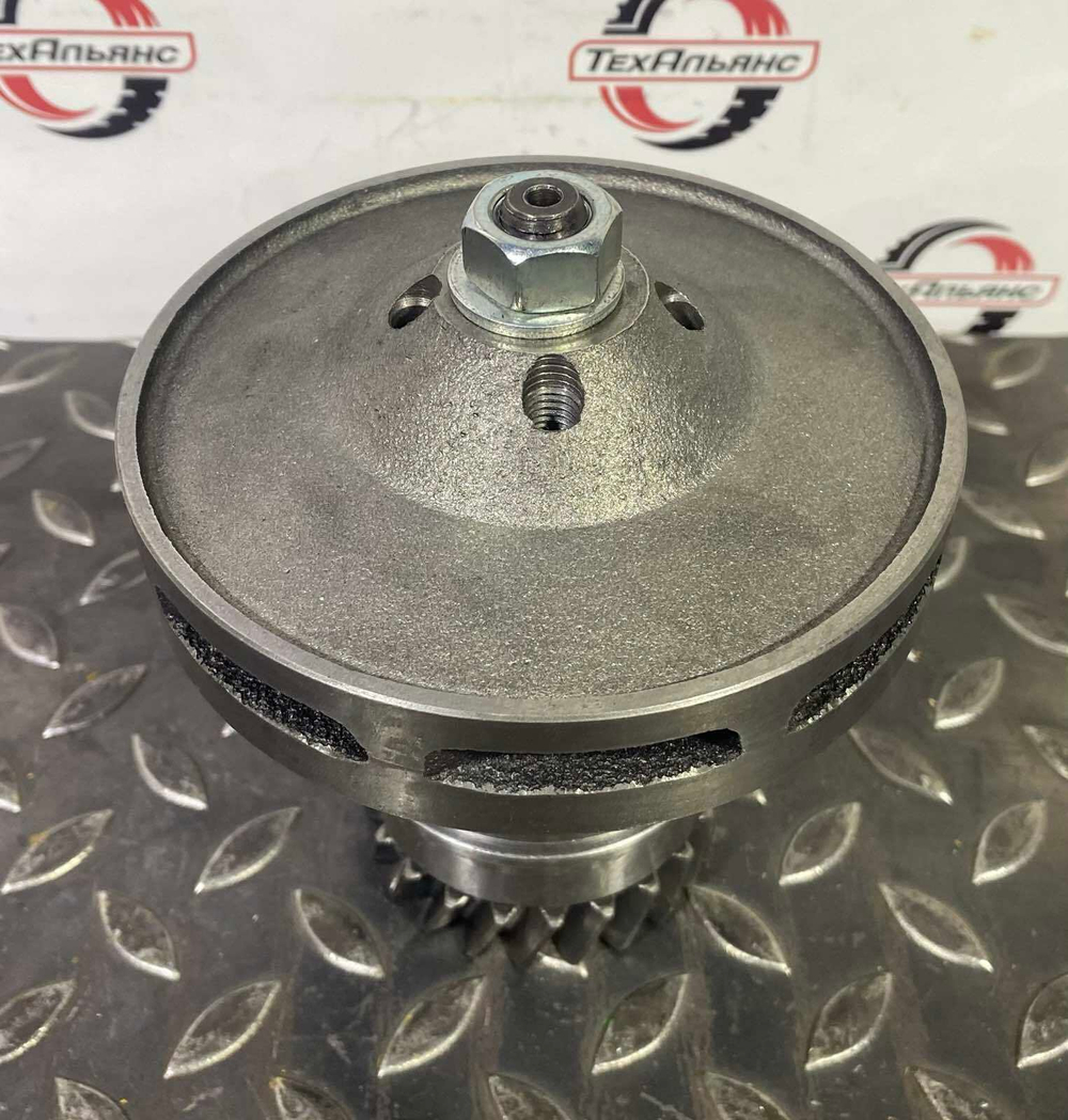 Водяная помпа Liebherr 9077637