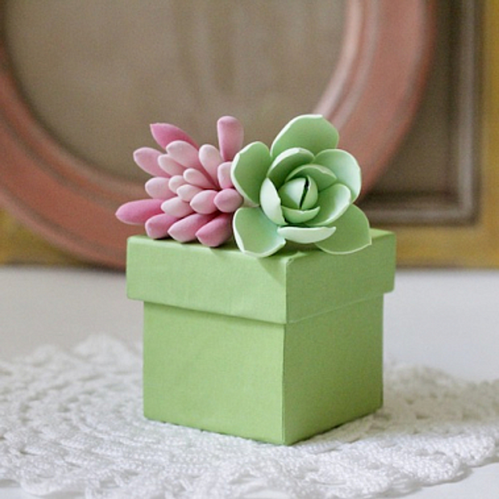 Коробочка маленькая (6,5 х 6,5 см)