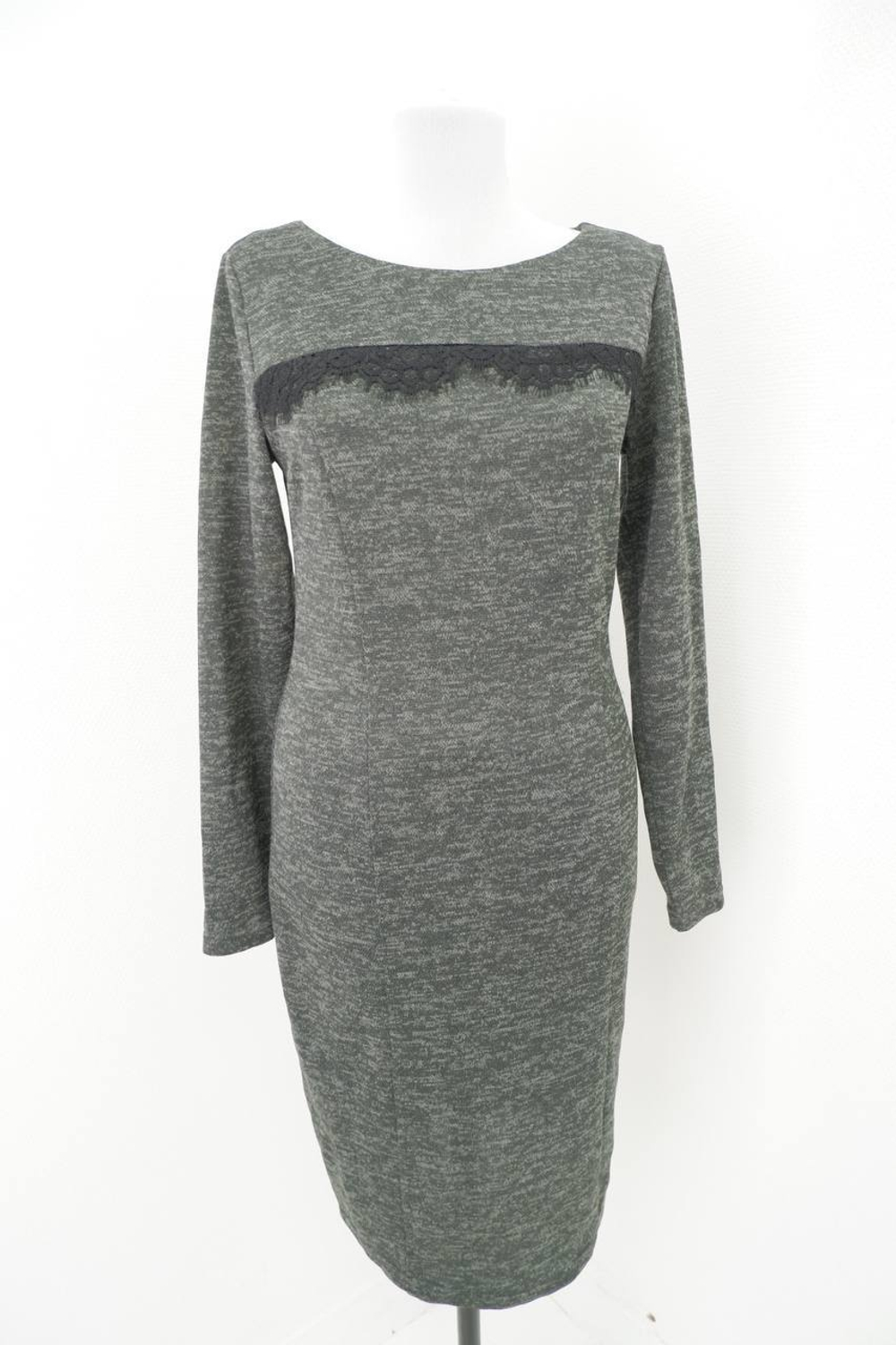 Платье DENIZA 44 размер, новое