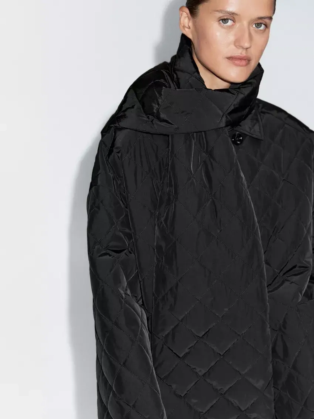 Massimo Dutti Непромокаемый пуховик с шарфом, черный