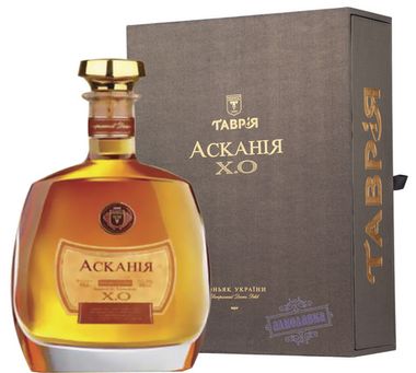 Таврия. Коньяк коллекционный Аскания 10 лет выдержки. 0,7 Л