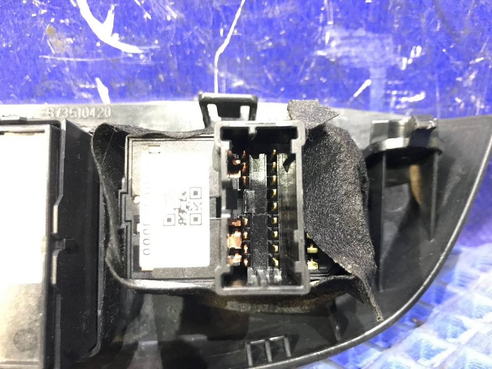 Блок управления стеклоподъемниками SUBARU LEVORG 2014-2020